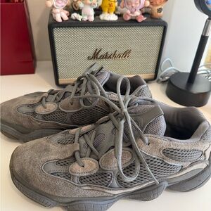 Adidas Yeezy 500 Grey size 8.5